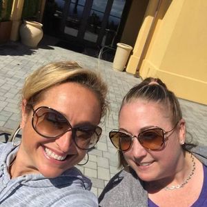 Meet your Posher, Luba